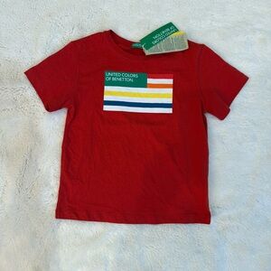 NWT United Colors of Benetton Vibrant Red Kids Tee - Unisex Size 110 (4/5 yrs)